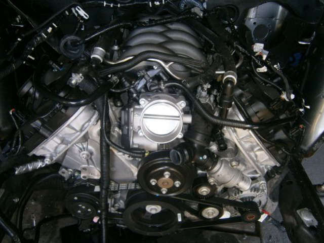 FORD MUSTANG GT 5.0 '14 двигатель в сборе 14 тыс.km
