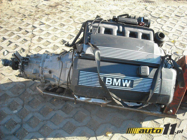 Двигатель BMW 3 E46 M54 B22 без навесного оборудования