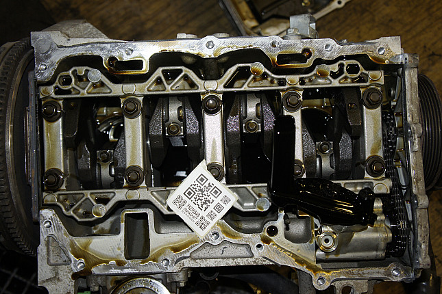 Фотография блока двигателя без поддона (коленвала) Mazda LF