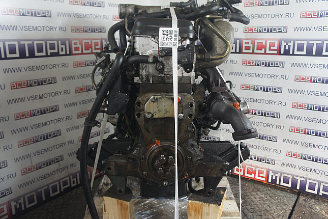 Двигатель вид с боку IVECO 8140.43S