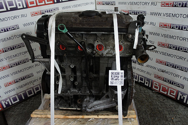 Двигатель вид с боку CITROËN KFW 10FSN3
