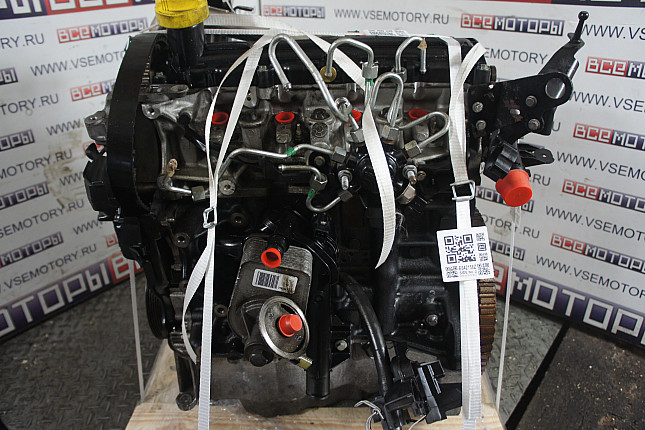 Двигатель вид с боку RENAULT K9K G 724