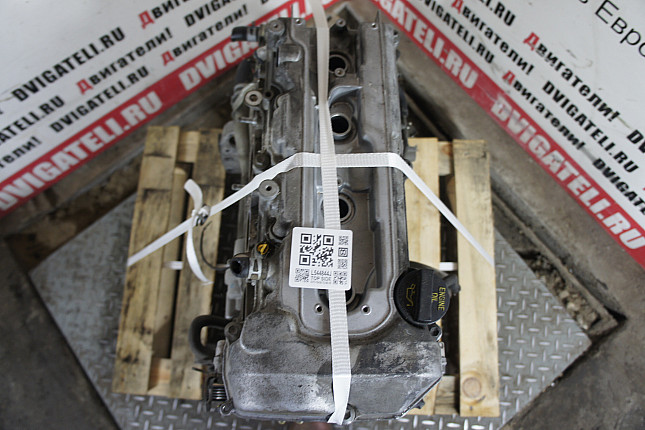 Фотография контрактного двигателя сверху Suzuki M16A