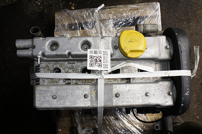 Фотография контрактного двигателя сверху Opel X 16 XEL