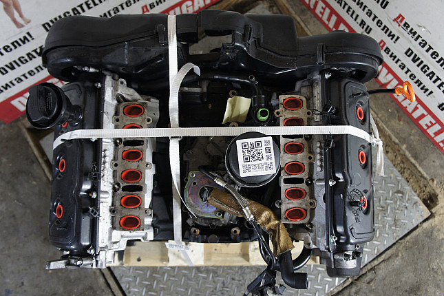 Фотография контрактного двигателя сверху Audi AKE