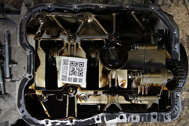 Фотография блока двигателя без поддона (коленвала) MITSUBISHI 4b11