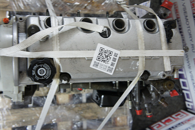 Фотография контрактного двигателя сверху HONDA D15Z6
