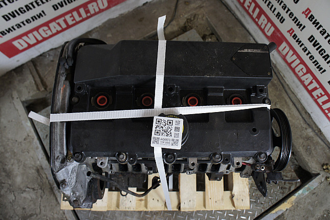 Фотография контрактного двигателя сверху Ford D6BA