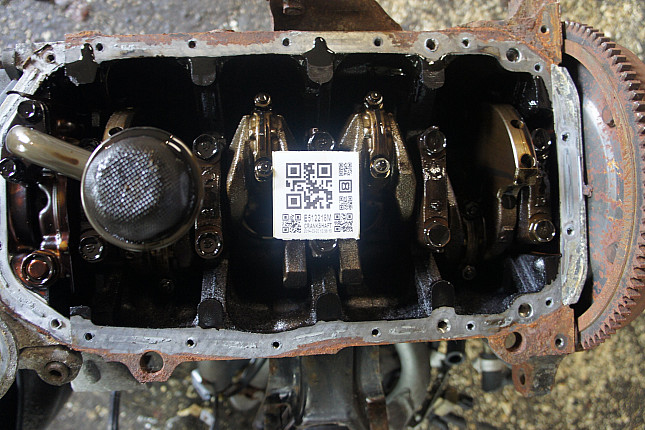 Фотография блока двигателя без поддона (коленвала) MITSUBISHI 4 G 13   (16 V)