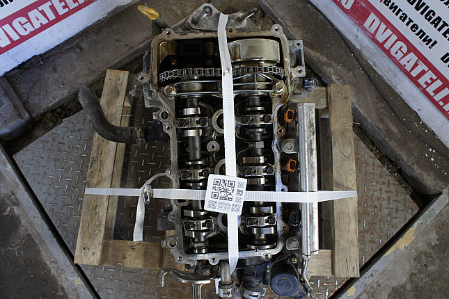 Фотография контрактного двигателя сверху Toyota 1KR-FE