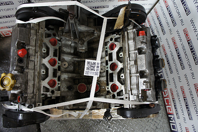 Фотография контрактного двигателя сверху LAND ROVER KV6