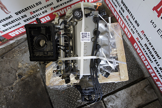 Фотография контрактного двигателя сверху Honda D14A4