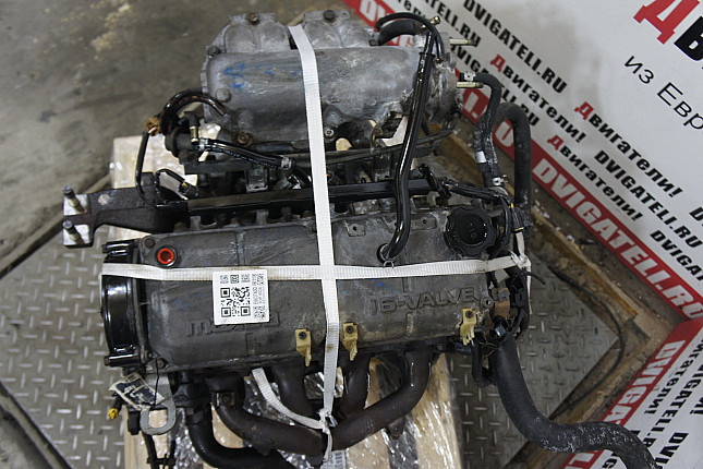 Фотография контрактного двигателя сверху Mazda B3