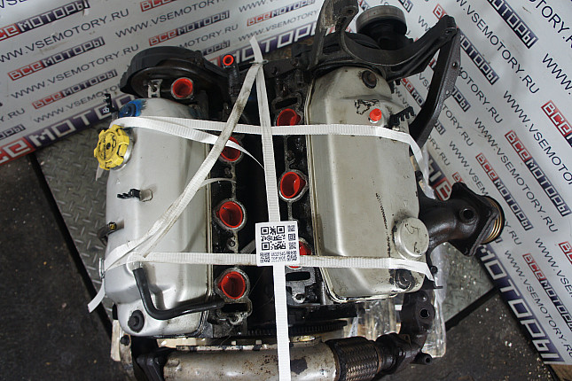 Фотография контрактного двигателя сверху DODGE 6G72
