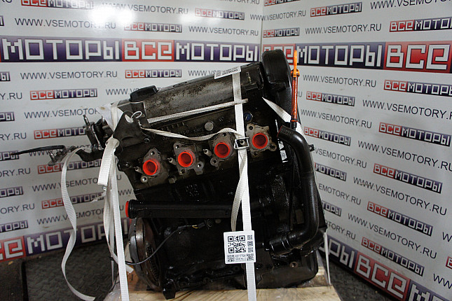 Двигатель вид с боку SEAT AKV
