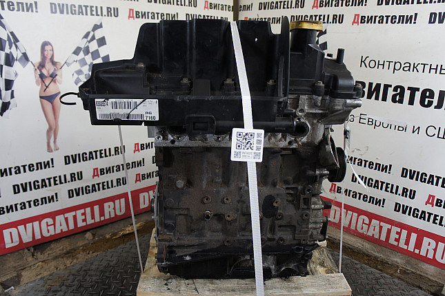 Двигатель вид с боку Rover M 47 R