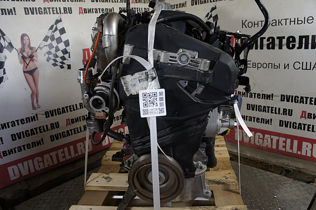 Двигатель вид с боку Renault K9K 782