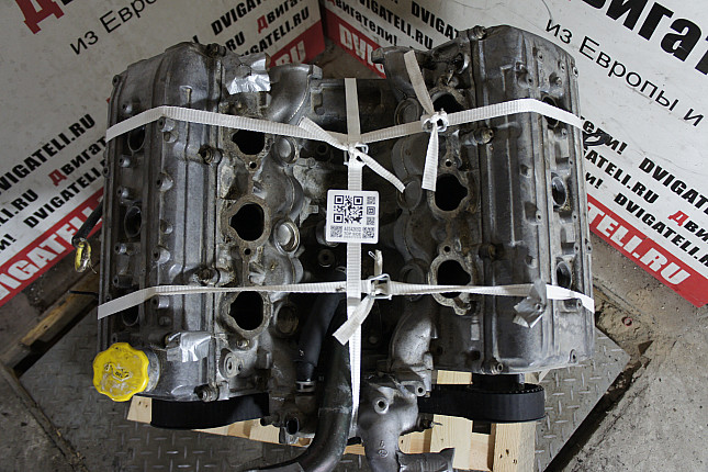 Фотография контрактного двигателя сверху Isuzu 6VD1