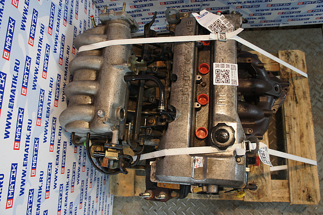 Фотография контрактного двигателя сверху MAZDA  ZM