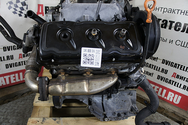 Двигатель вид с боку Audi AFB