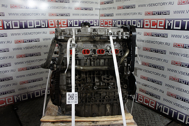 Двигатель вид с боку Volvo B 4204 S