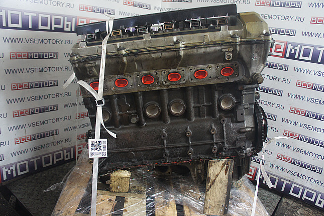 Двигатель вид с боку BMW M 50 B 20 (206S1)