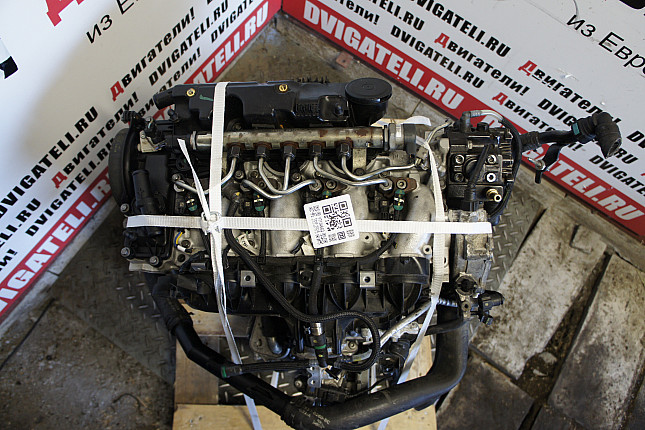 Фотография контрактного двигателя сверху Land Rover 224DT