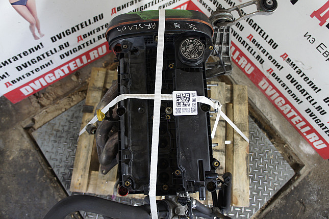 Фотография контрактного двигателя сверху Alfa Romeo AR 32104