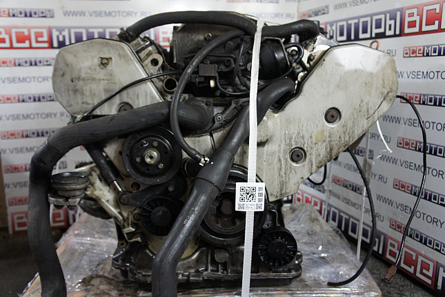 Двигатель вид с боку AUDI ABZ