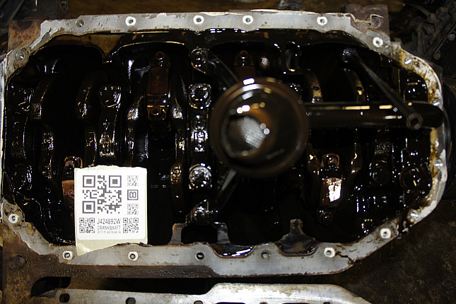 Фотография блока двигателя без поддона (коленвала) VW ATN