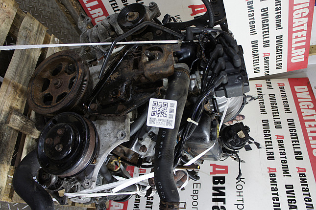 Двигатель вид с боку Plymouth EGM