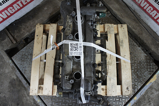 Фотография контрактного двигателя сверху Nissan QG16DE