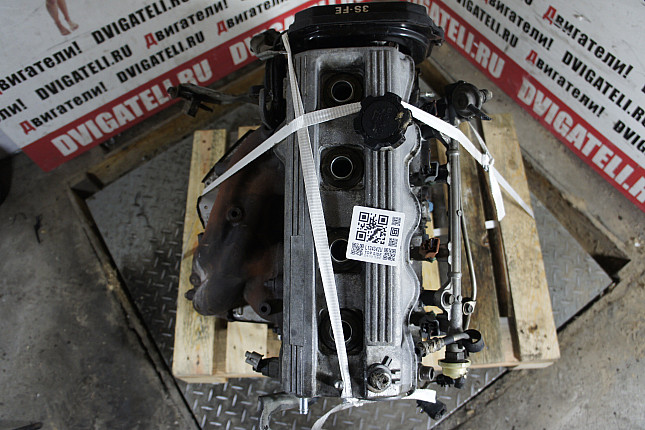 Фотография контрактного двигателя сверху Toyota 3S-FE