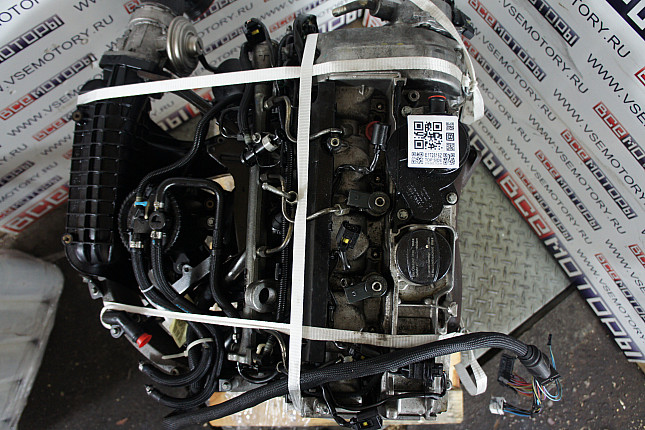 Фотография контрактного двигателя сверху MERCEDES-BENZ OM 611.961