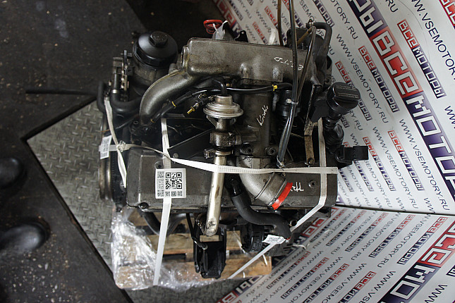 Фотография контрактного двигателя сверху MERCEDES-BENZ OM 601.970