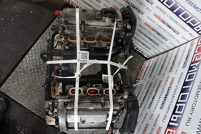 Фотография контрактного двигателя сверху AUDI AGA