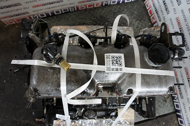Фотография контрактного двигателя сверху PEUGEOT CRD93 (U25/661)