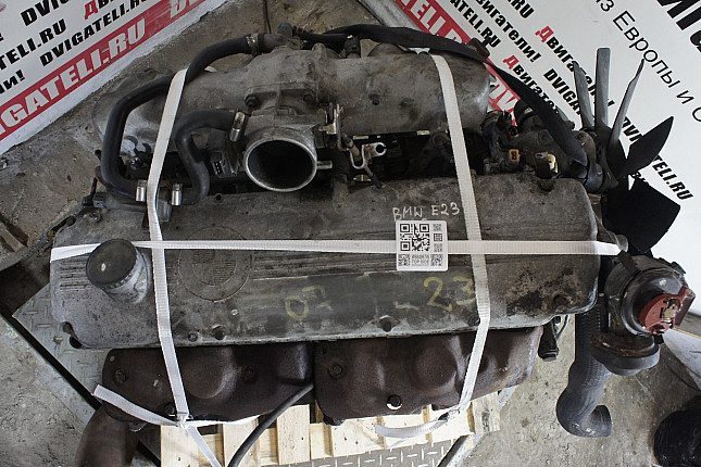 Фотография контрактного двигателя сверху BMW M30 B28