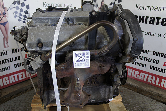 Двигатель вид с боку Hyundai G6CT
